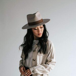 Gigi Pip Miller Fedora -- Ivory (Size 59 M/L)